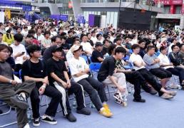 大湾区电竞迷再聚万江，LOL峡谷传奇观赛派对落幕