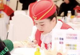 女子获海底捞美甲比赛冠军，奖金15万！