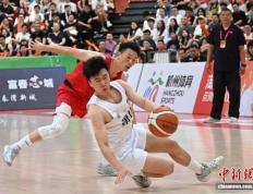 “浙BA”杭州赛区季军赛吸引民众