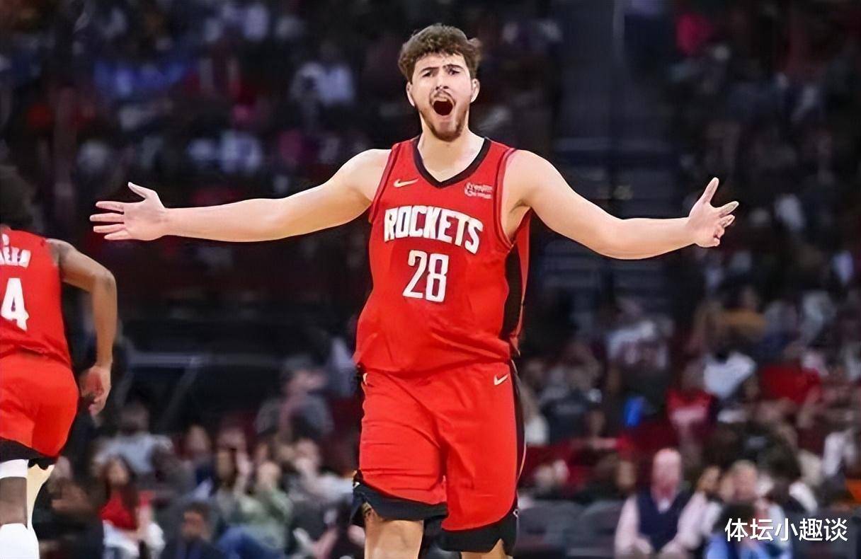 申京以49%票率领跑MVP，官方晒六项纪录数据，幕后英雄身份被认可