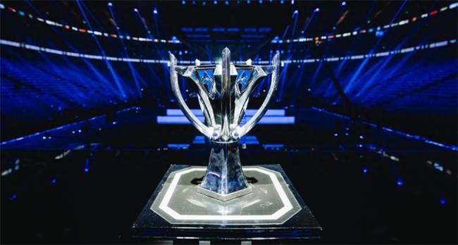 【一(yī)竞技1JingJi】LOL：S15全球(qiú)总决赛 巅峰对决即将上演