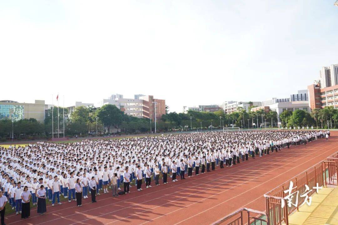 多图直击！惠州开学“名场面”→