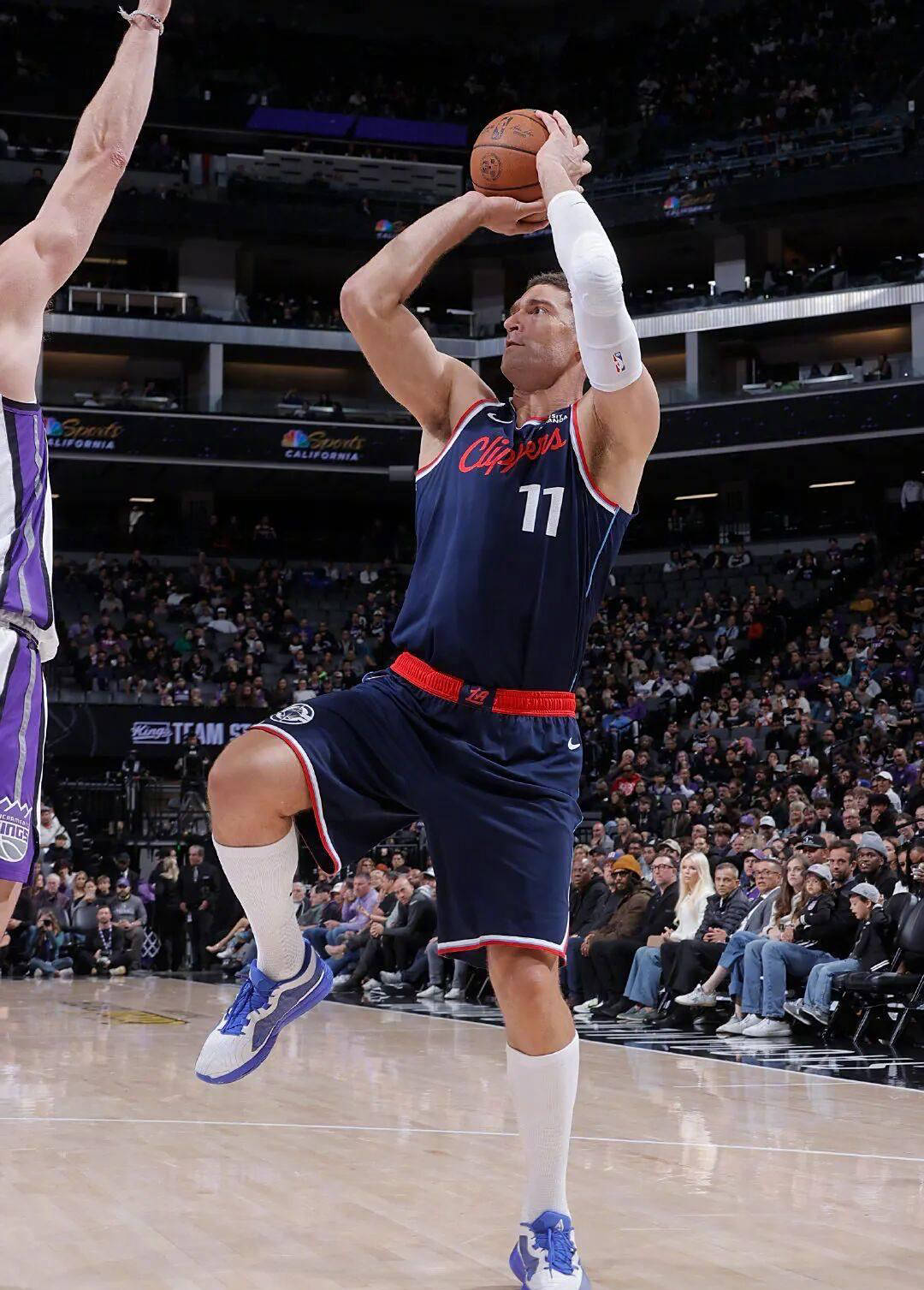 新秀狂砍25+4+2!快船意外发现宝藏選(xuǎn)手