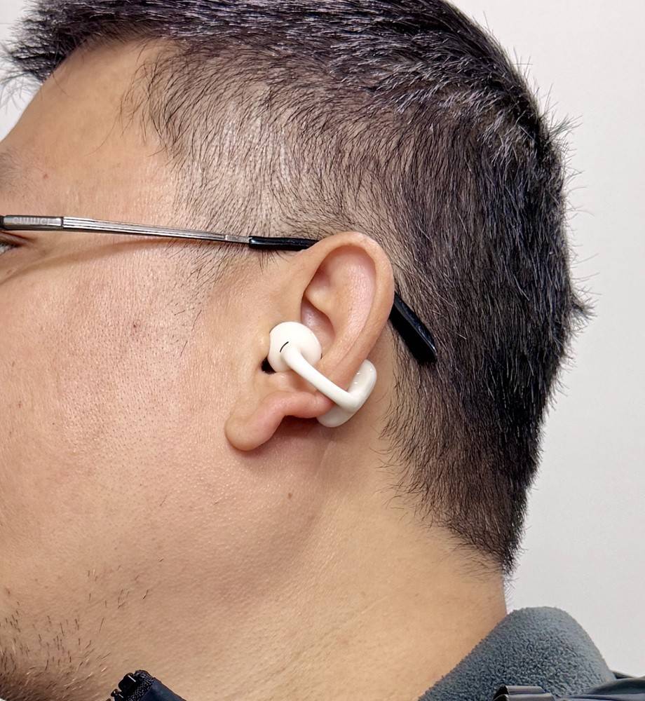 颜值与实力并存!漫步者LolliClip AI:我(wǒ)的(de)通勤时尚“声”装备