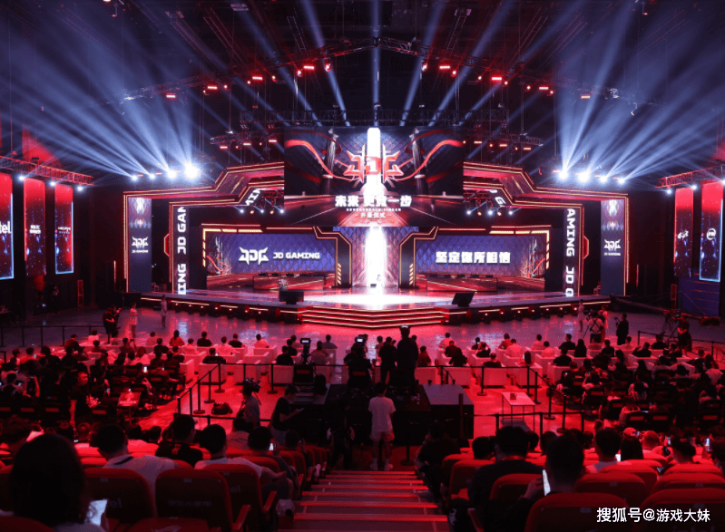 2025年中国电竞报告公布，LOL热度持续下滑，但整体数据还是上升